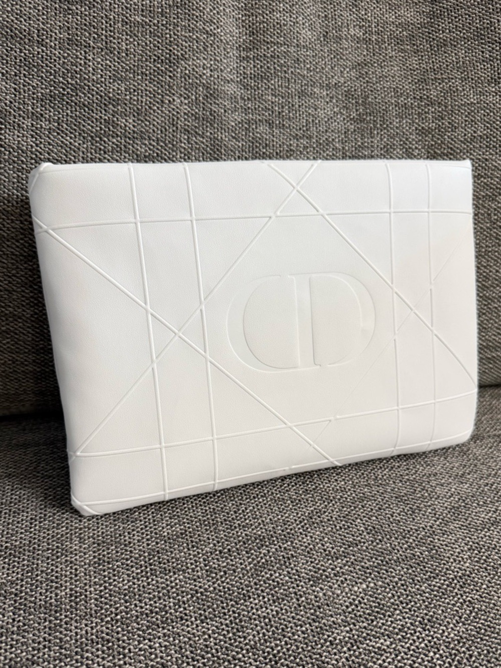 Christian Dior White Embossed CD Clutch Cosmetic Pouch Travel Bag XL New
